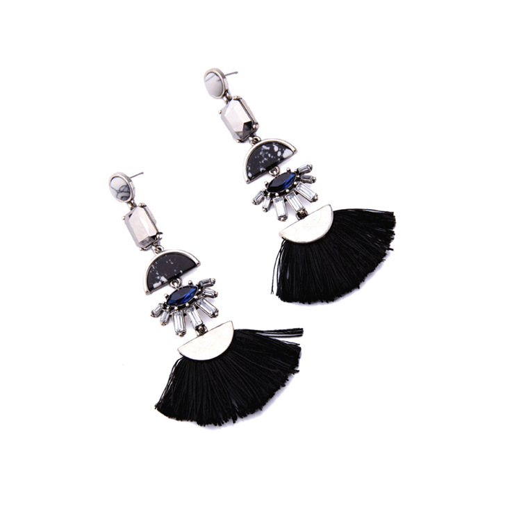 Aretes Para Mujer Sencillos Con Borla En Blanco Y Negro Para Mujer Al Por Mayor De Moda display picture 9