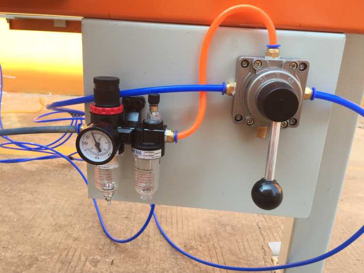 CCB563EAFE8BD6BD7582C457C9C933