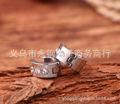 Factory Wholesale Fashionable Stainless Steel Earrings Creative Style for Men and Women, Diamond-Embedded Titanium Steel, Non-Fading Hoop Earrings