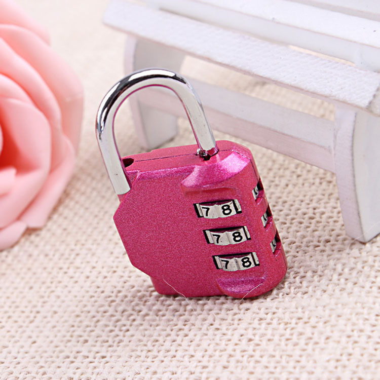 2568943166_1631210981