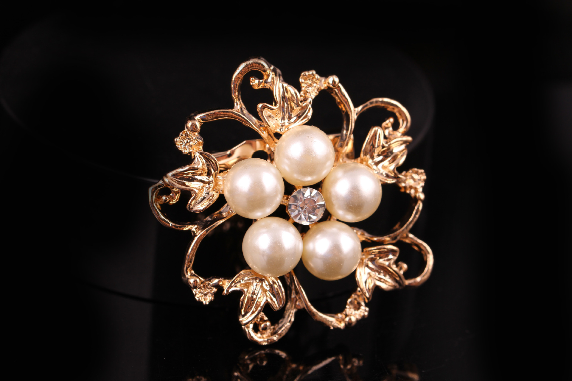 Spilla a forma di corona tridimensionale versatile con strass popolare giapponese e coreano, nuovo stile, fibbia per il petto femminile_voghion.com