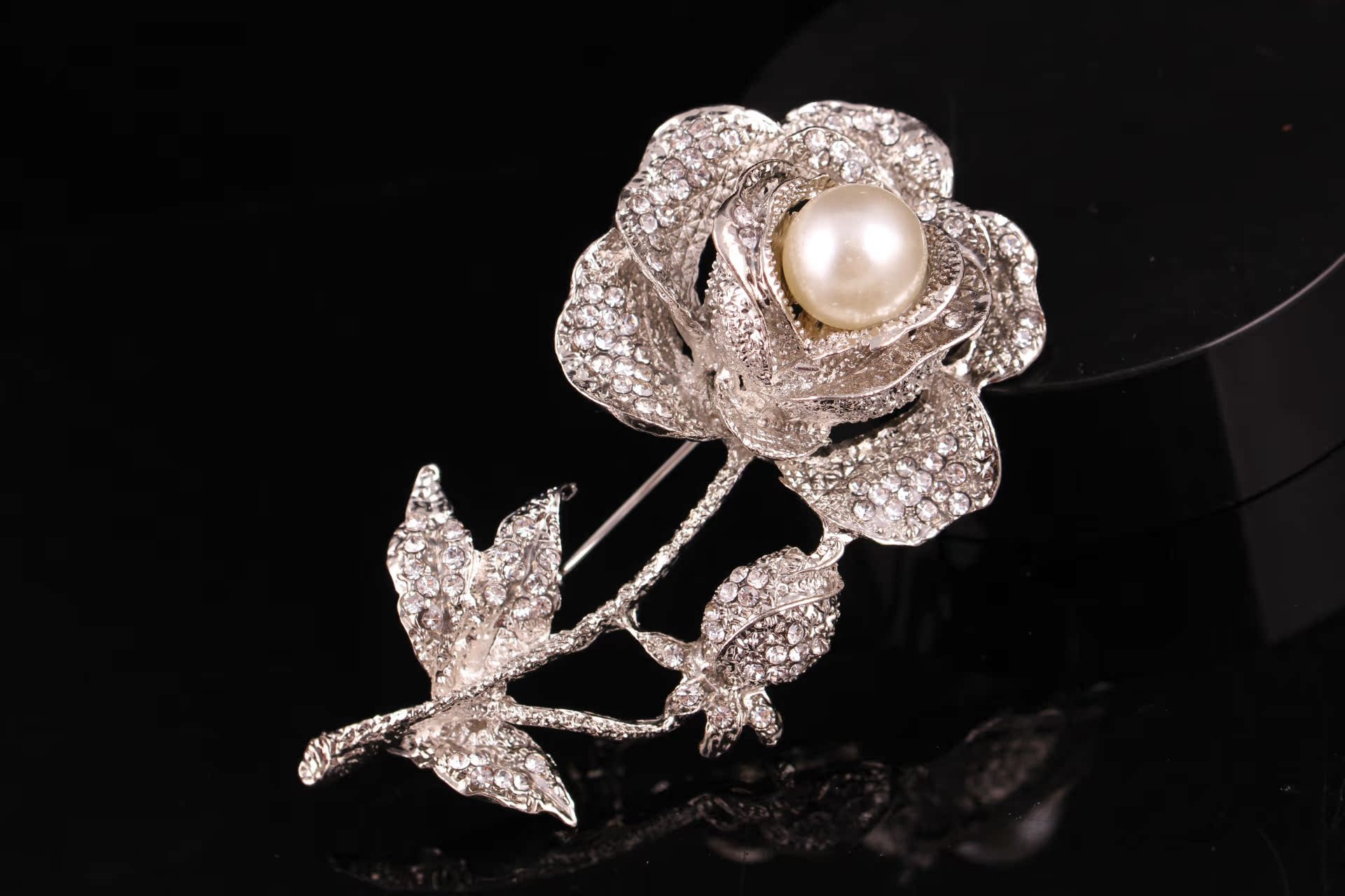 Broche en strass et perles de grande taille, style rétro coréen, boucle de corsage, accessoires pour femmes_voghion.com