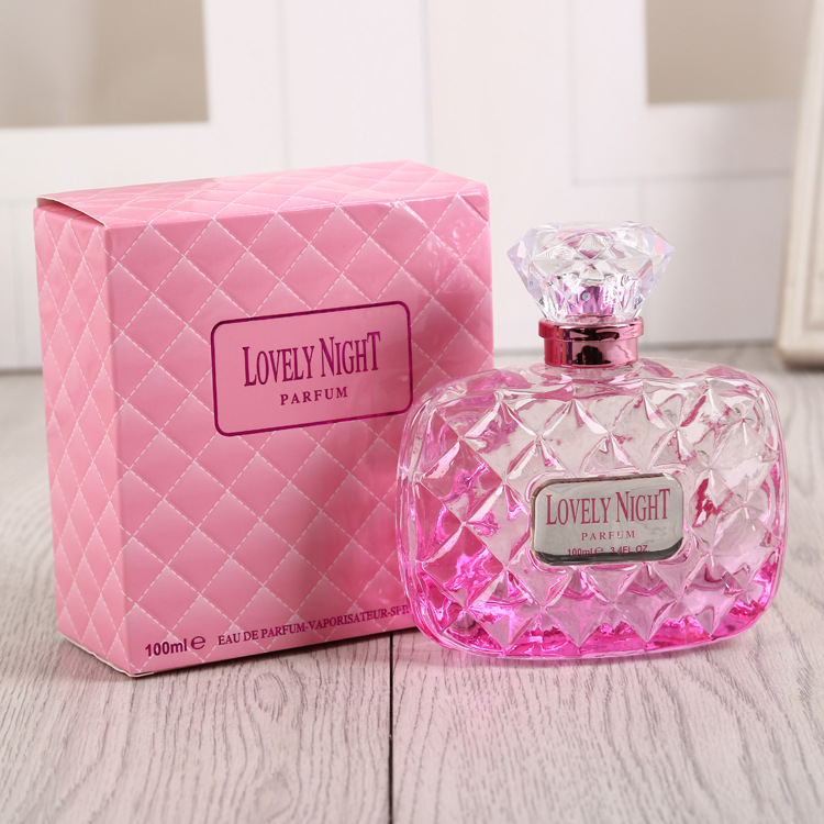 Profumo donna lunga durata fragranza floreale ai cristalli_voghion.com