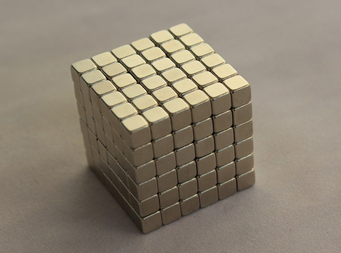 c48bb52082816103a81457a1b9d735