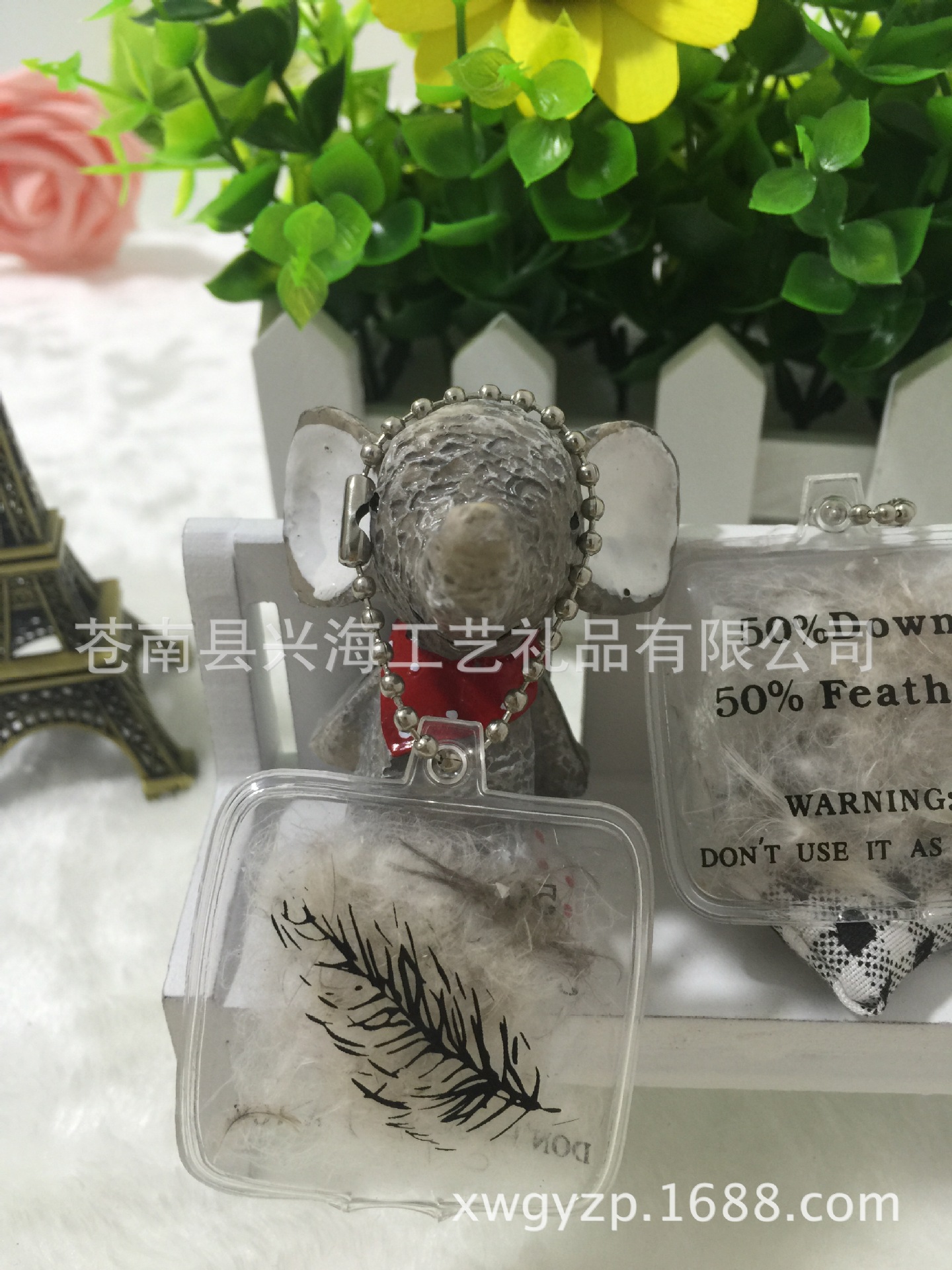 供应羽绒充气商标  羽绒充气吊牌 TPU 羽绒充气挂件