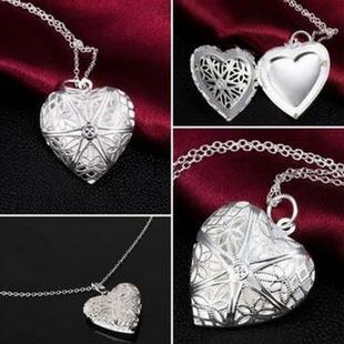 European and American necklace hollow pattern love photo frame photo box necklace can be opened necklace sweater chain gold chain C030