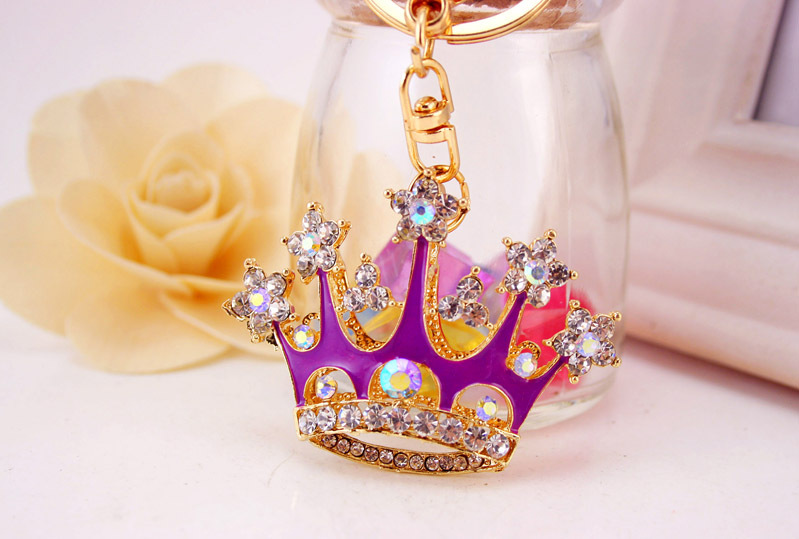 32g Weight Alloy, Metal Material Crown Pattern Unisex Gender Purple, Red, Black Color Creative Diamond Crown Crystal Car Keychain 9