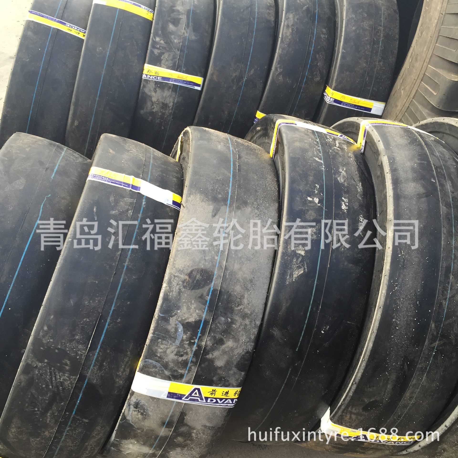 供应汇福鑫轮胎 光面胶轮压路机轮胎7.50-16 C-1花纹 750-16