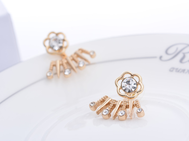 Labret stud lip piercing jewelry styling detail