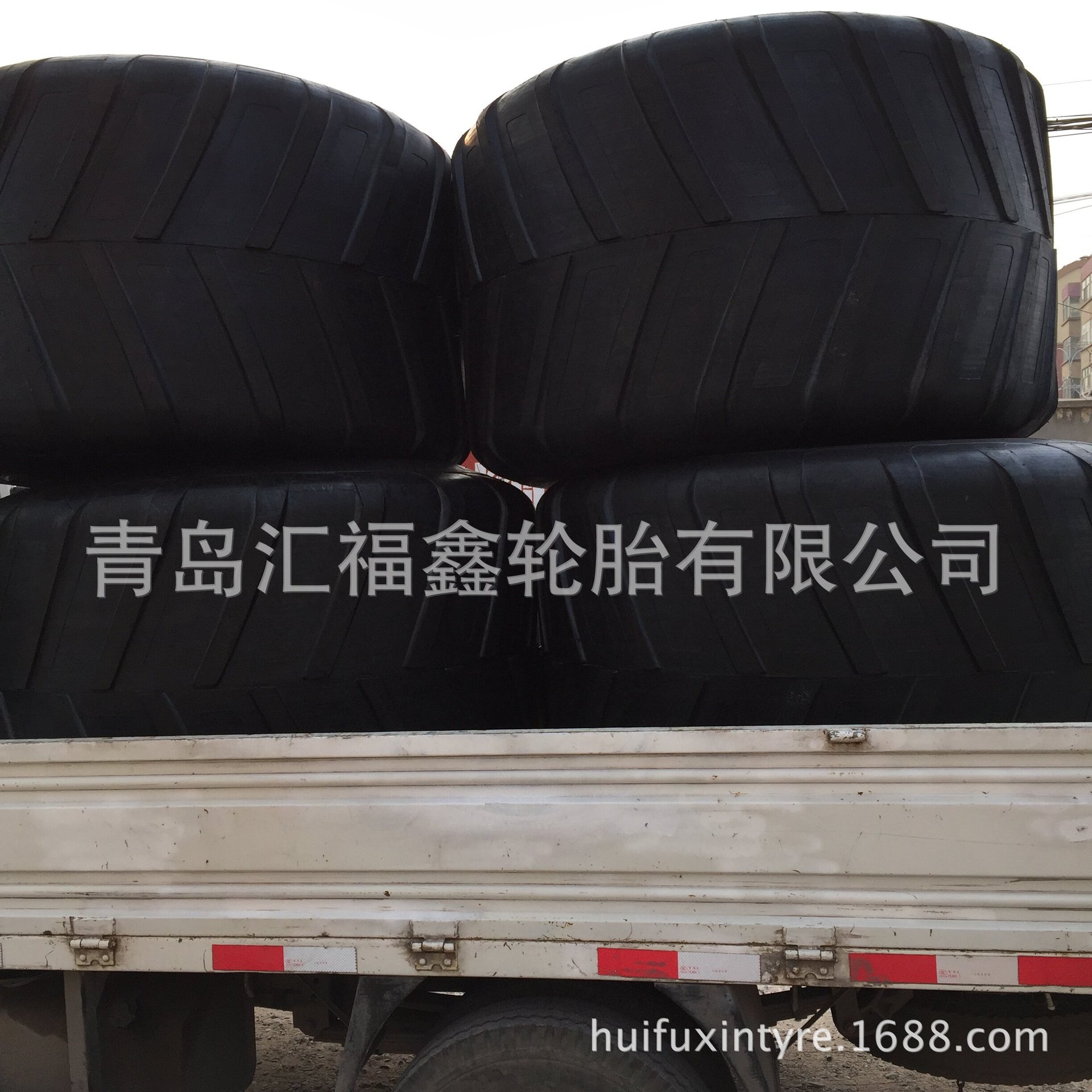 出口供应66*43.00-25沙漠运输车轮胎66x43.00-25大脚轮胎可配钢圈