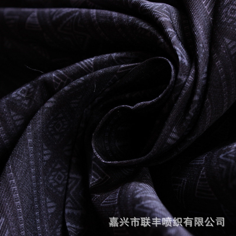 320D涤纶塔丝隆高档数码印花色牢度好 优质环保冲锋衣滑雪服面料