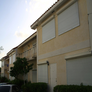 ���I�S��ֱ�����|43���X�Ͻ�����T��