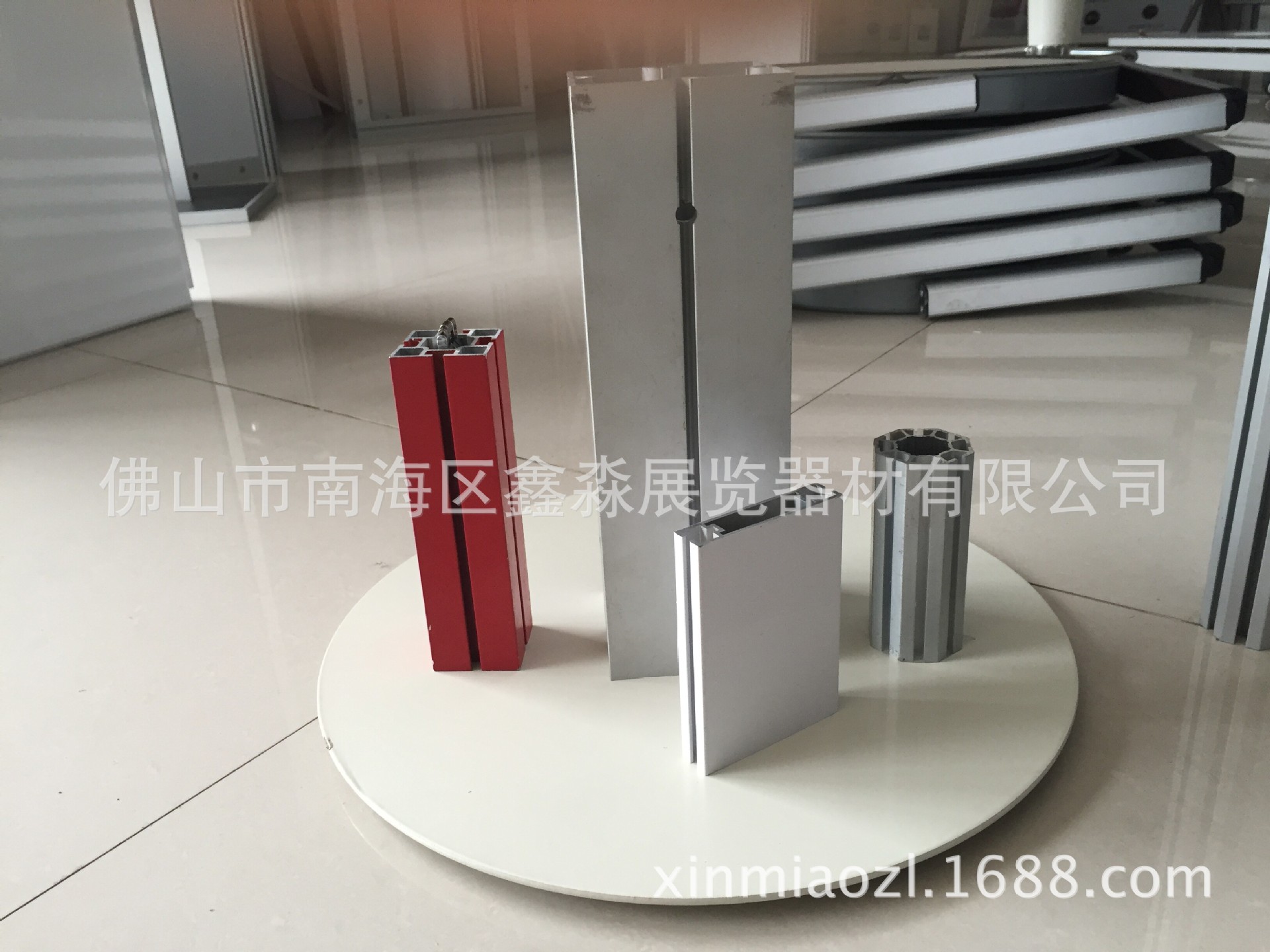 鑫淼新研发八棱柱 扁铝 四分方柱 六分方柱 通用圆盘底座