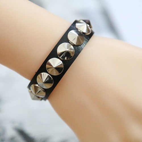 trend bracelet for leisure