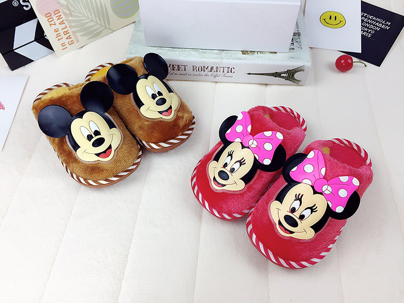 Pantoufles enfants en suède WISDOM YARD - Ref 1027248 Image 5