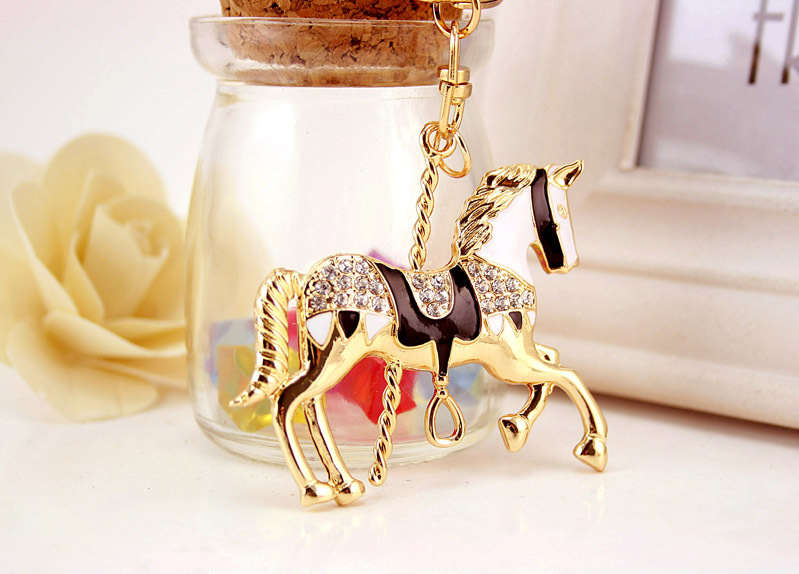 41g Weight Alloy, Metal Material Animal Pattern Unisex Gender Red, Black&White Color Creative Cute Cartoon Carousel Car Keychain 6