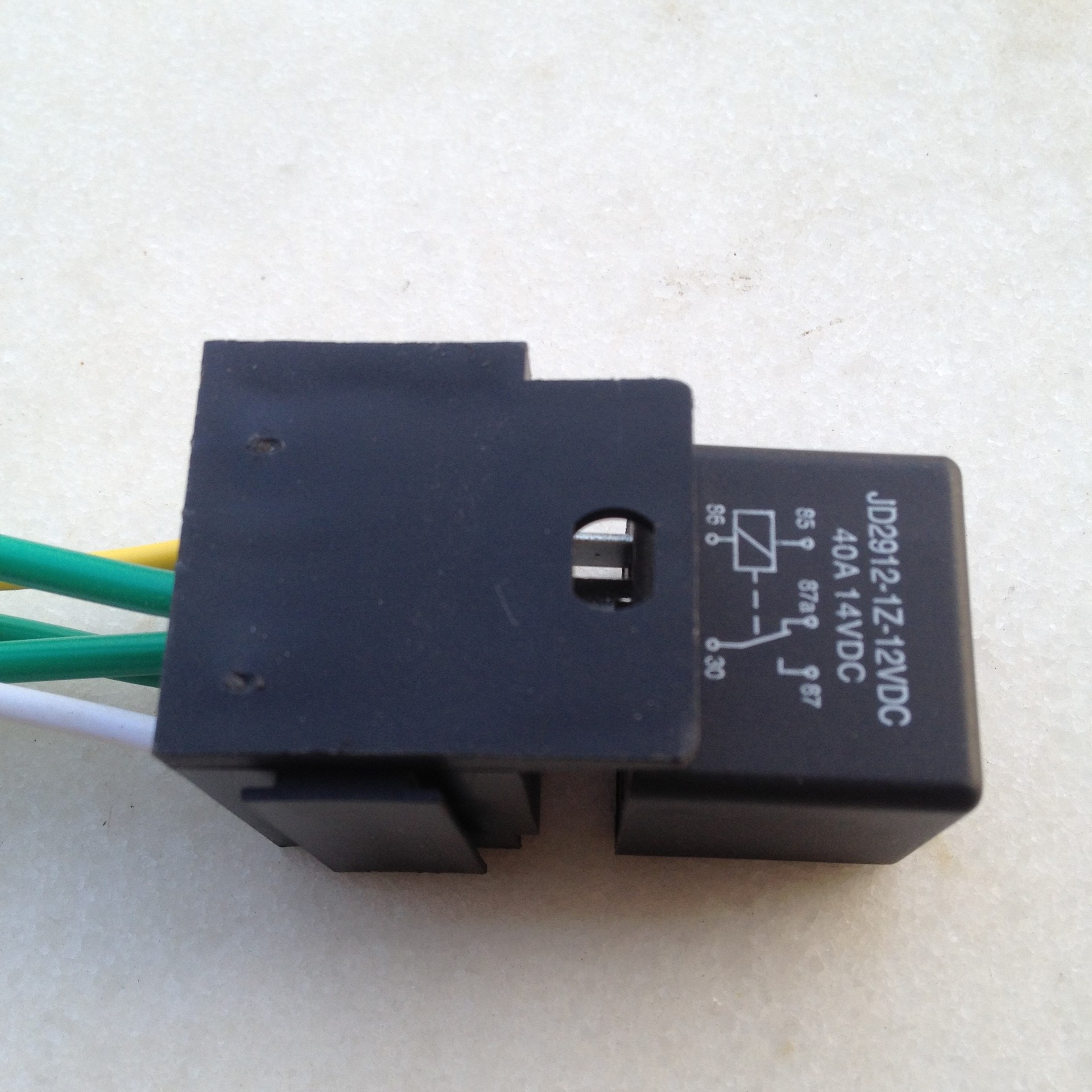 厂家直供40ADC12V带靠背带线汽车继电器插座密封型插头