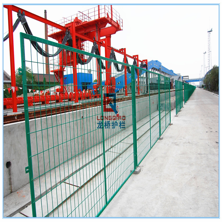 海宁电厂围墙钢丝网/海宁电厂护栏网/绿色浸塑户外可用15年以上