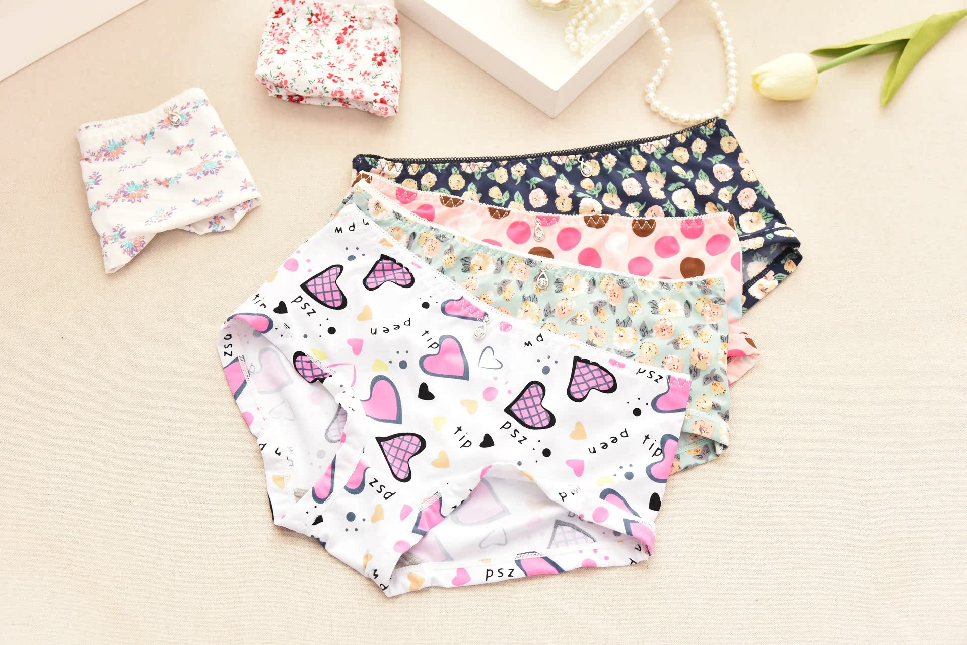 Slip jeunesse en soie Ice - Ref 654921 Image 25