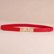 �͹�Ůʿ�������b�ȹ����q���B��ȹ�����ɾo��������Ƥ���ﶬ