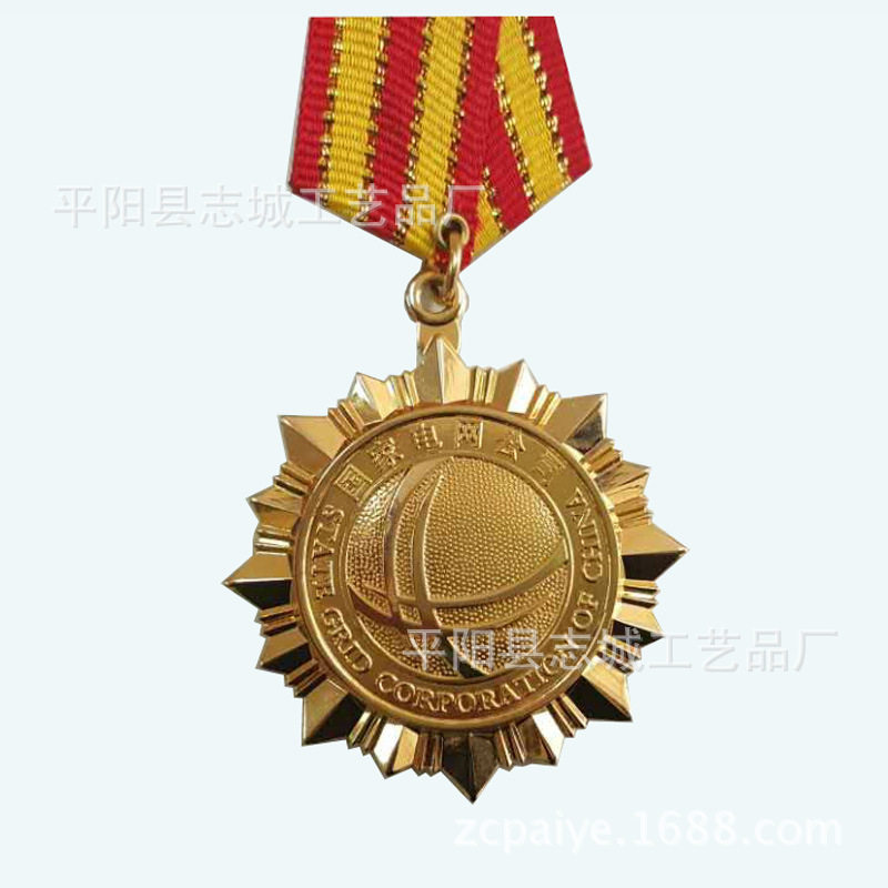 13 Senior store discount 60*60*4mm Sure Could customized Metal medal 0.2kg alloy golden Medal