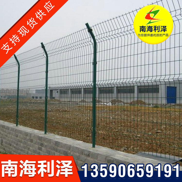 框架护栏网 高速公路 供应 边框浸塑护栏网 加工批发 安装方便护