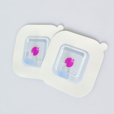 wholesale Strength environmental protection No trace waterproof Hooks Static film adsorption Stick Clothes hook square 2