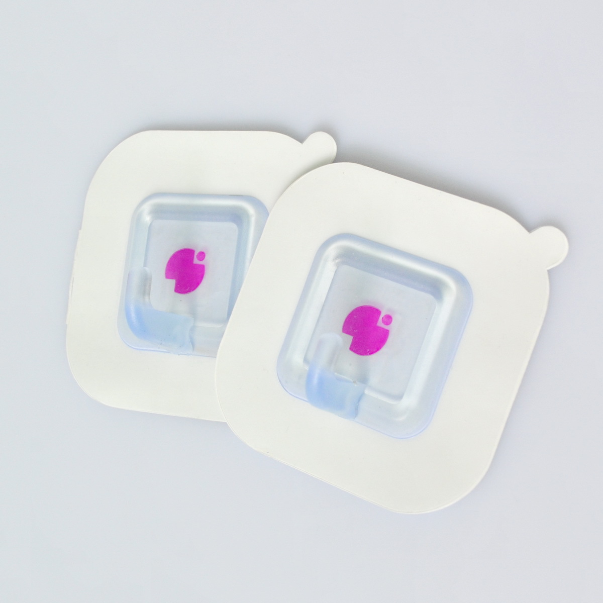 wholesale Strength environmental protection No trace waterproof Hooks Static film adsorption Stick Clothes hook square 2