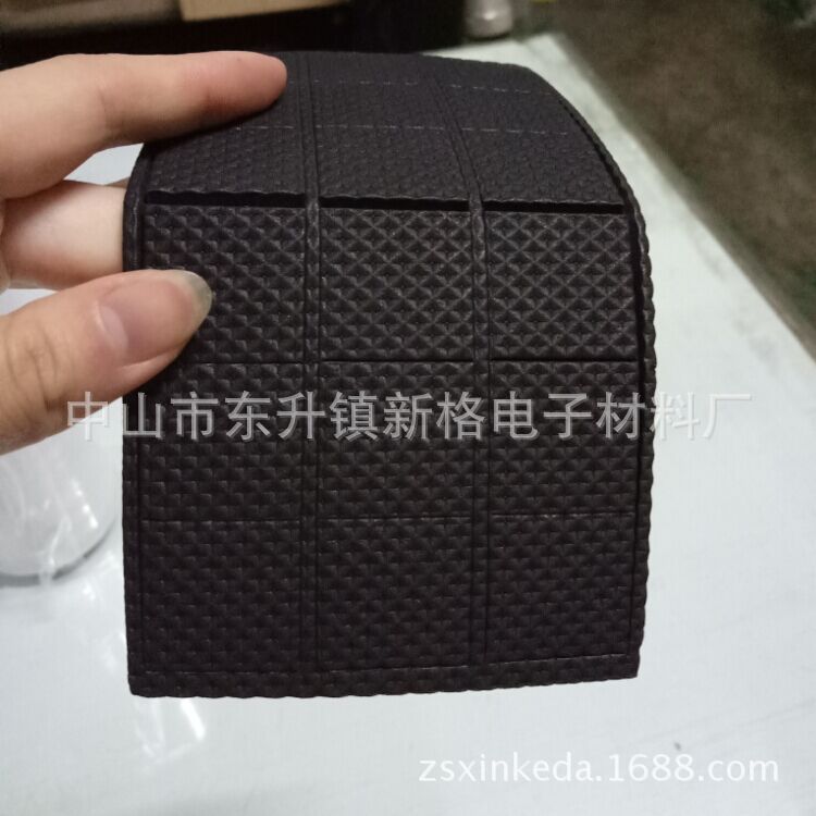 厂家生产eva脚垫黑色圆形防滑eva白色自粘防火eva批发带背胶