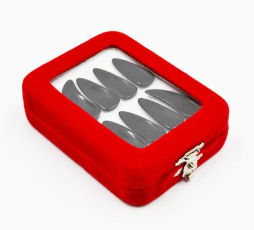 Thickened grooved horn guzheng nails, children and adults guzheng nails wholesale, eight pieces in box