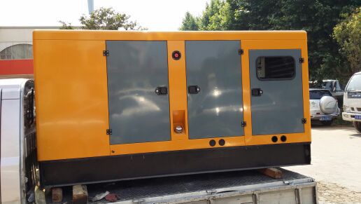 云南昆明静音康明斯100KW柴油发电机组