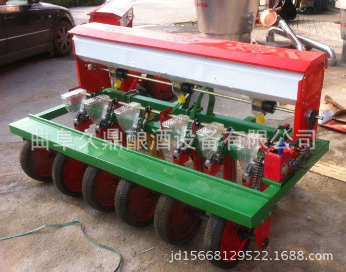生产加工精密小麦播种机 新款不间苗谷子播种机