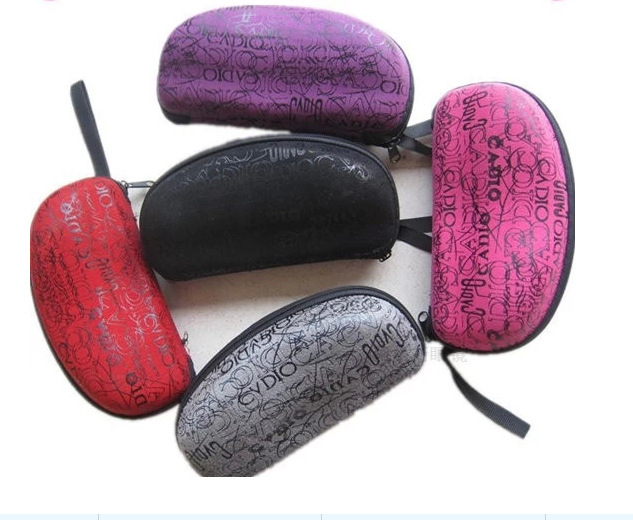 批发抗压拉链盒淘宝天猫花生字母布料收纳盒墨镜盒太阳镜包多色