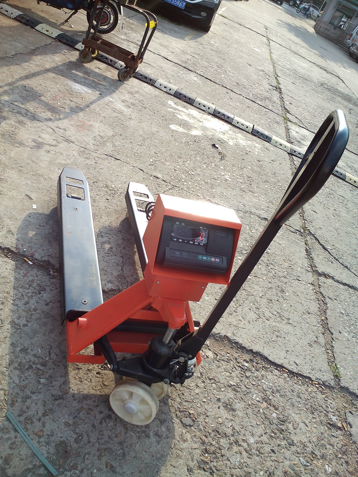 移动叉车地磅移动地牛称手动液压地牛磅秤2000kg叉车秤