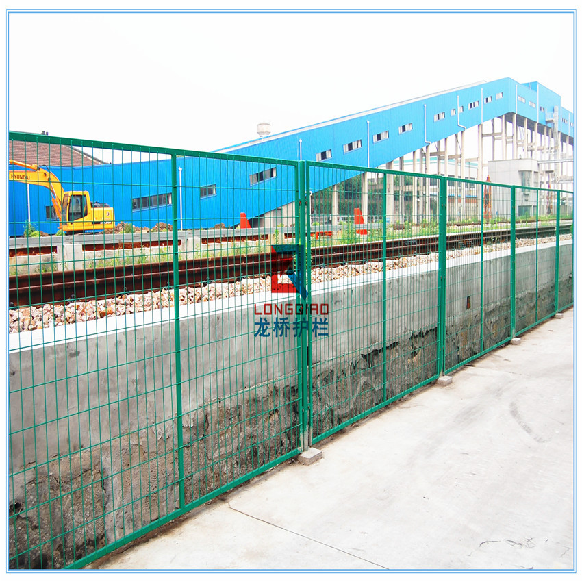 浙江瑞安电厂围墙钢丝网 瑞安电厂围墙栏杆 龙桥护栏专业生产