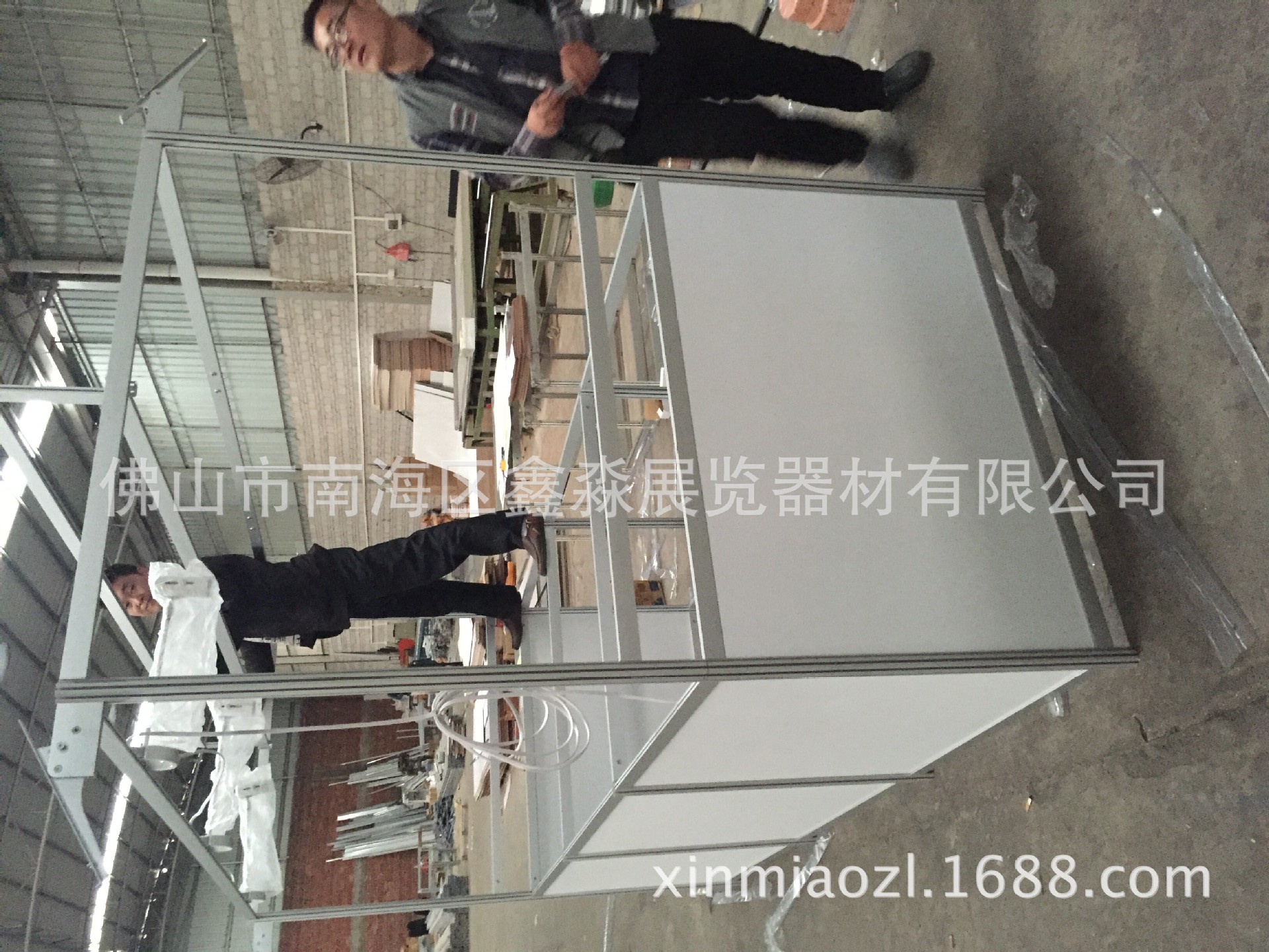 ����С�Ե�����Ʒ�ƻ���ҹ��ר�õ�̯�����������Ҷ��Ƽӹ�����