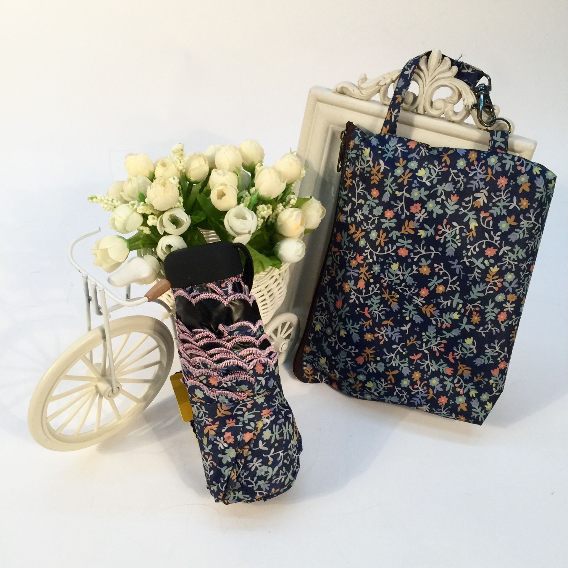 38B9AF97743D6F2F53B4C2D2B45D40