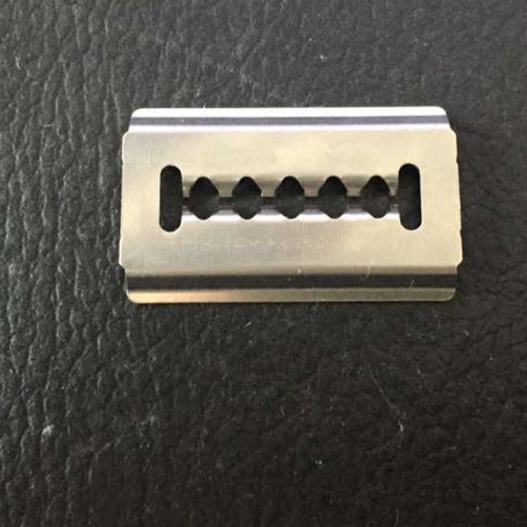 大量供应五金属不锈钢圆片工 精密连续模具设计制造 冲压圆片