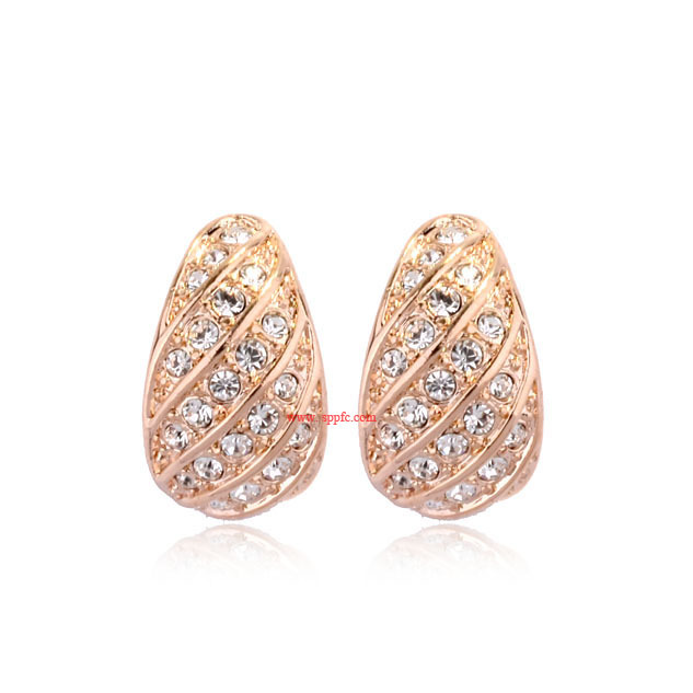 New Exquisite Full Diamond Ear Clip Fashion Ear Pin Korean Earrings Wholesale display picture 3