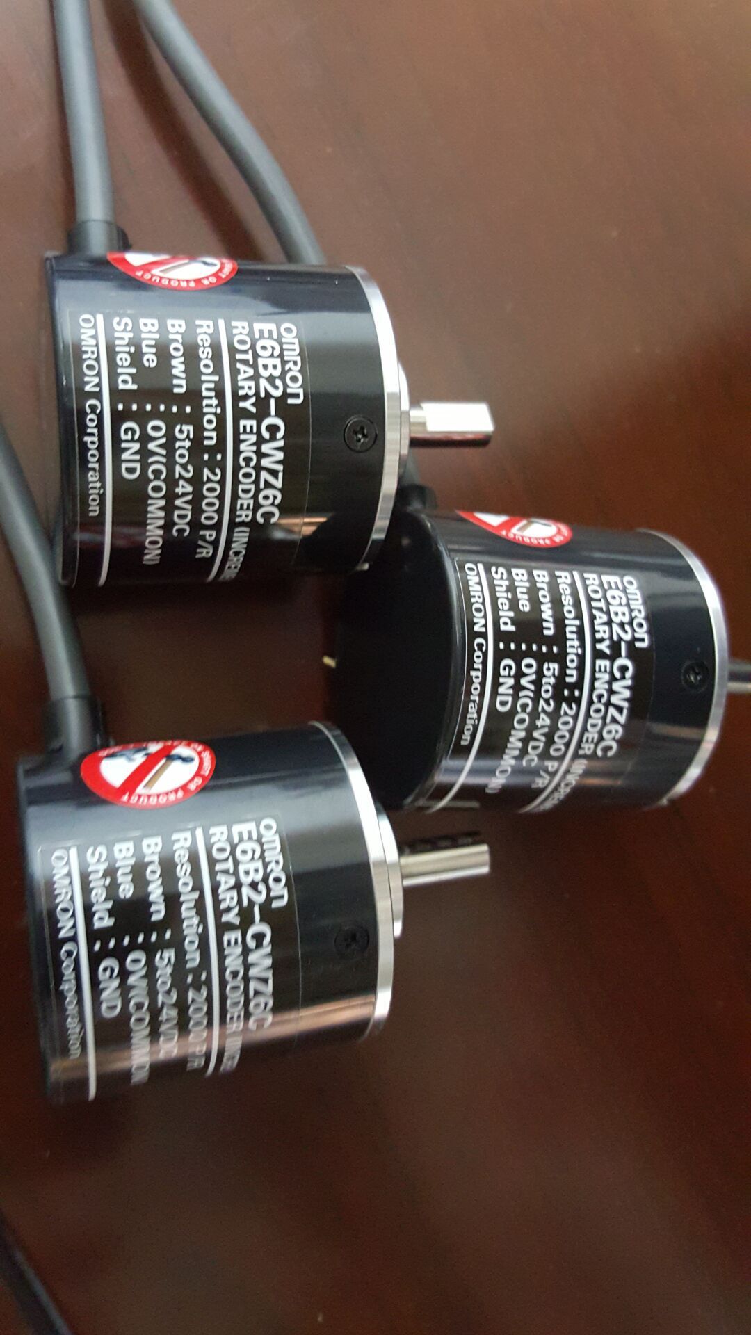 欧姆龙E6B2-CWZ6C-2000有大量现货供应原装正品