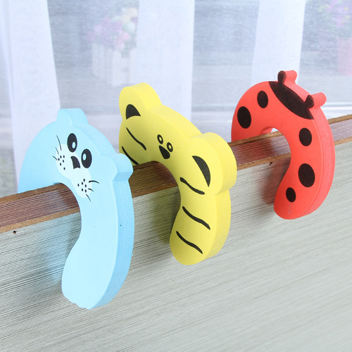Factory direct supply of baby door card, cartoon creative windproof and anti-pinching door plug, baby blocking door plug