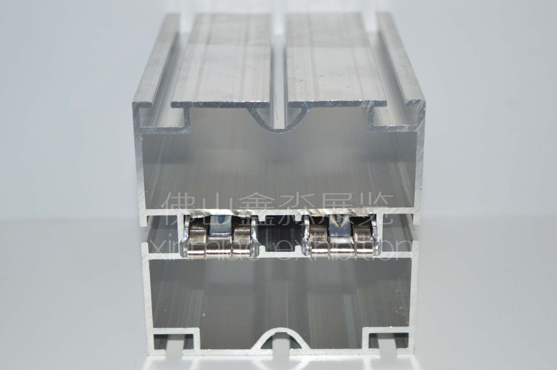 �˷ַ�����о �����ڲ���������Ͳ� 80�˲�����˷��Ĳ۷������