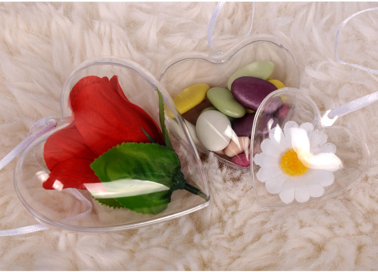 A large quantity of heart-shaped transparent Christmas balls, PS plastic balls, scene decoration, macaron plastic balls, high-quality plastic balls in stock detail image 9