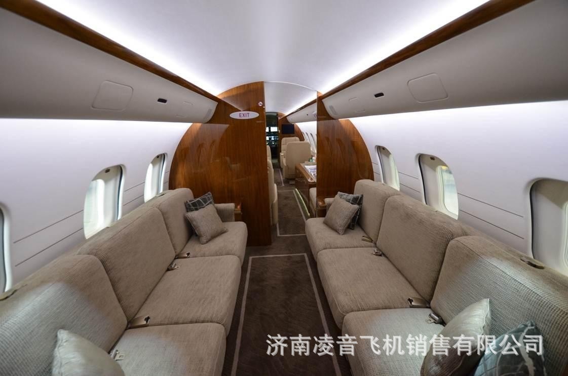 ���չ�������� �Ӱ͵�ȫ��5000����� ����˽�˷ɻ����ۼ۸�