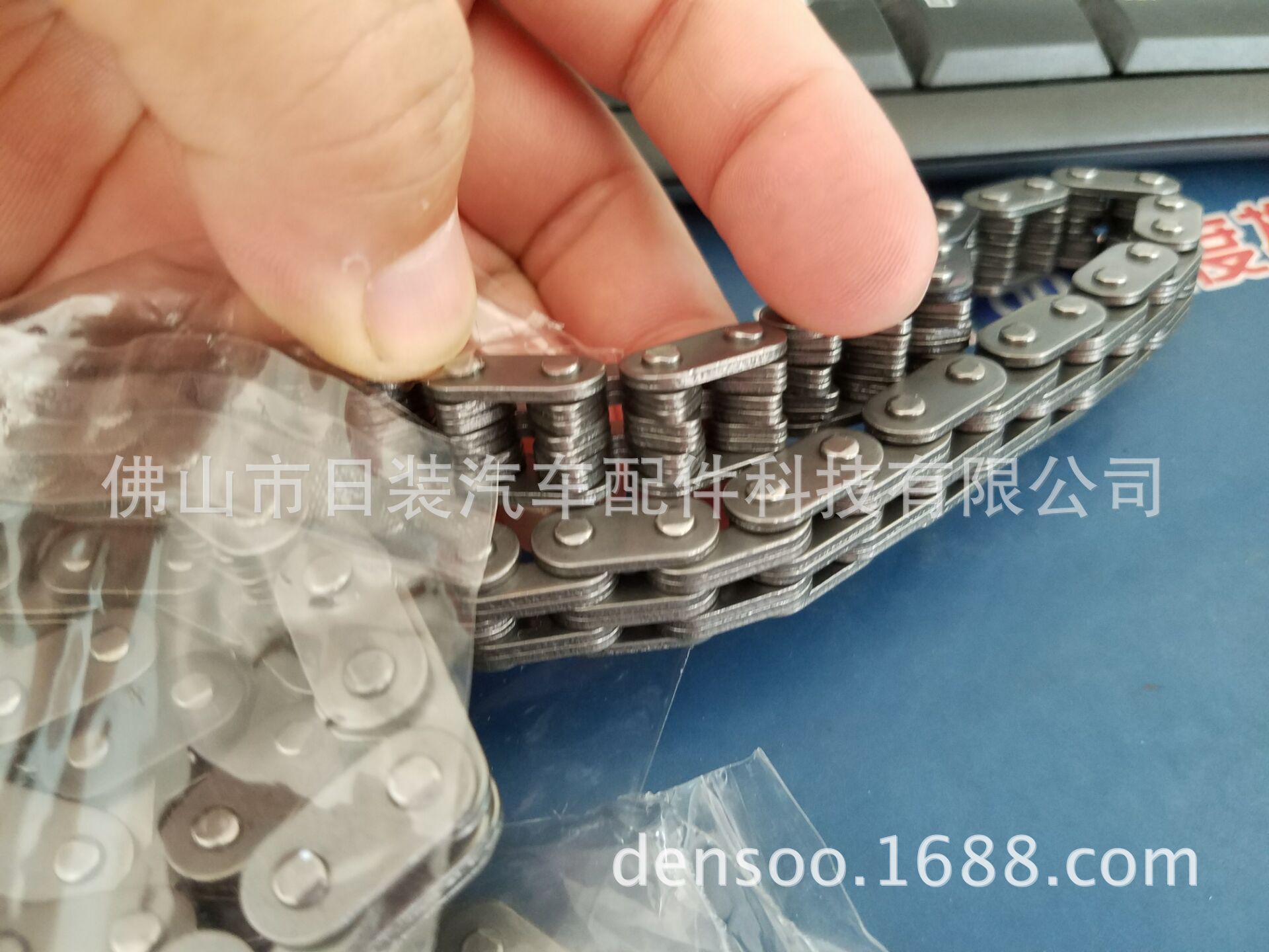 HR16 13028 ED000 hr16-13028-ed000