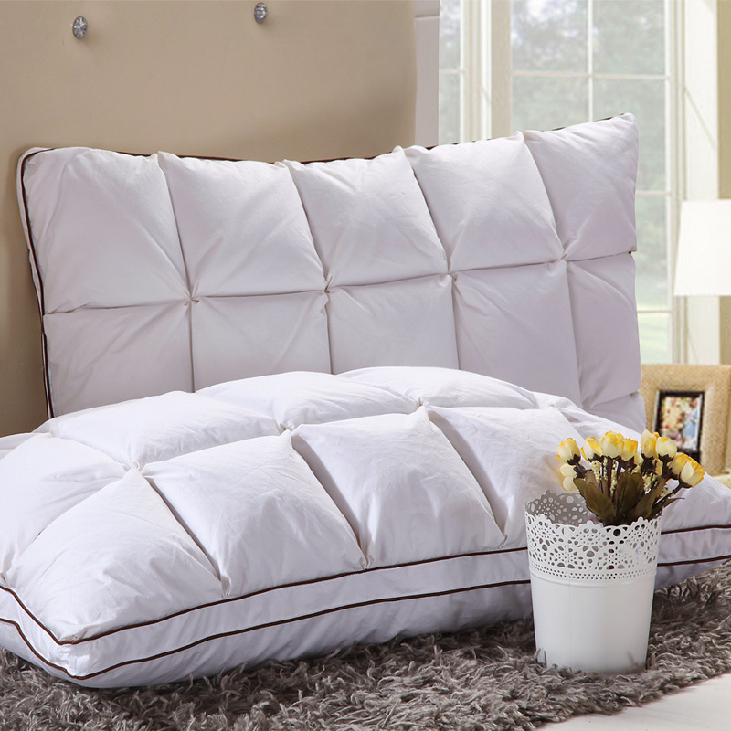 新品  五星級酒店專用羽絨枕頭 面包枕芯95鵝絨三層枕