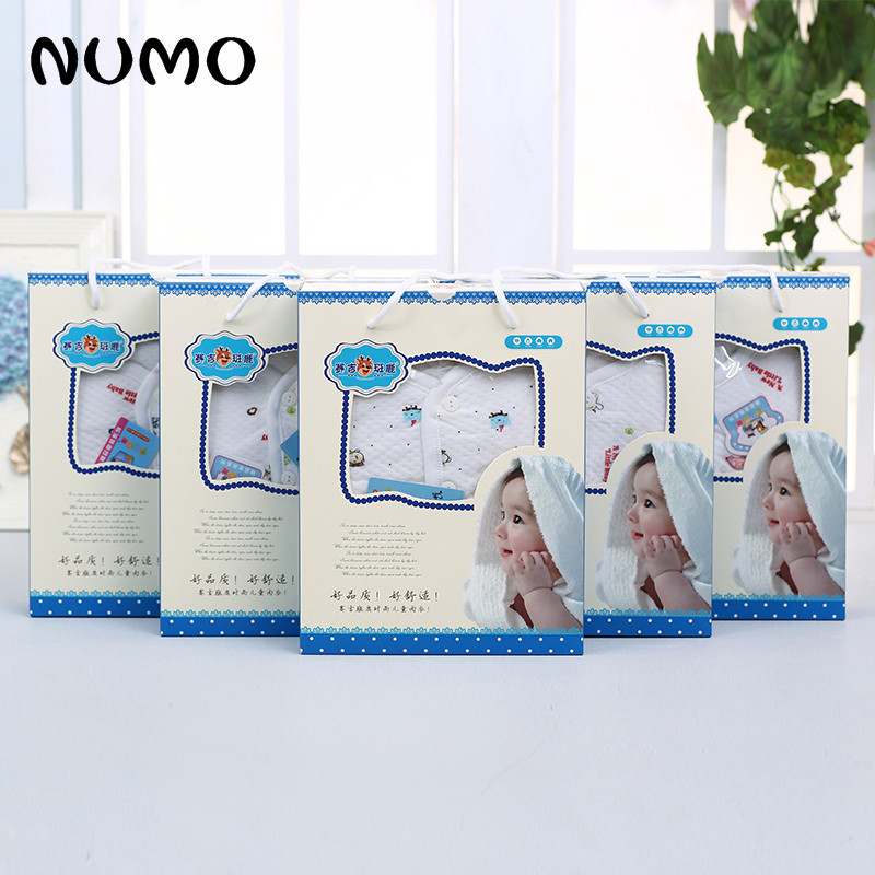 Coffret cadeau pour bébé - vêtements PRETTY BABY - Ref 1963930 Image 5