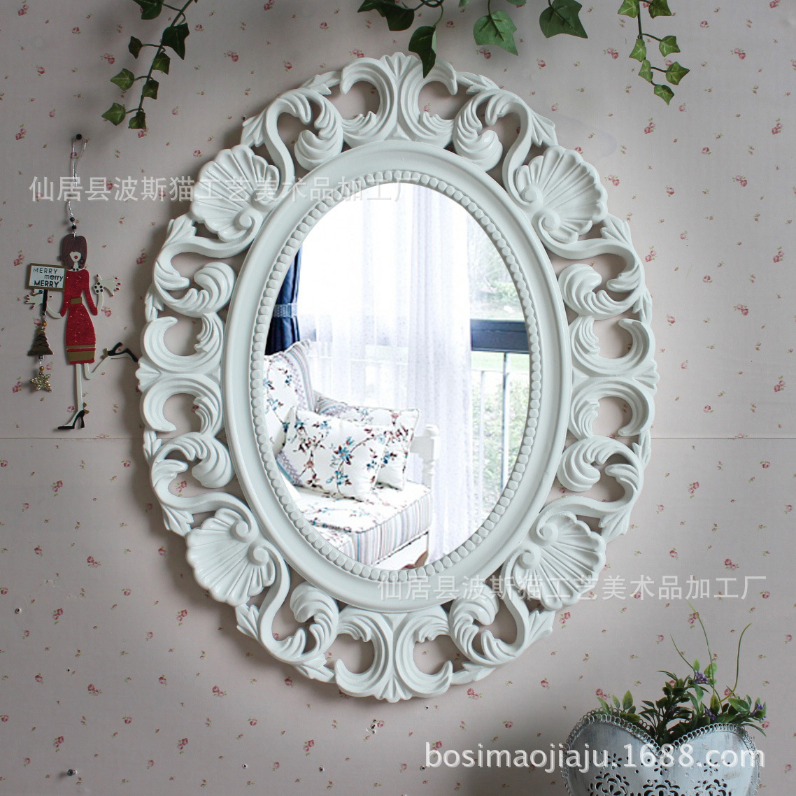 Factory direct European retro oval mirror wall mounted makeup mirror bathroom mirror bathroom mirror waterproof New