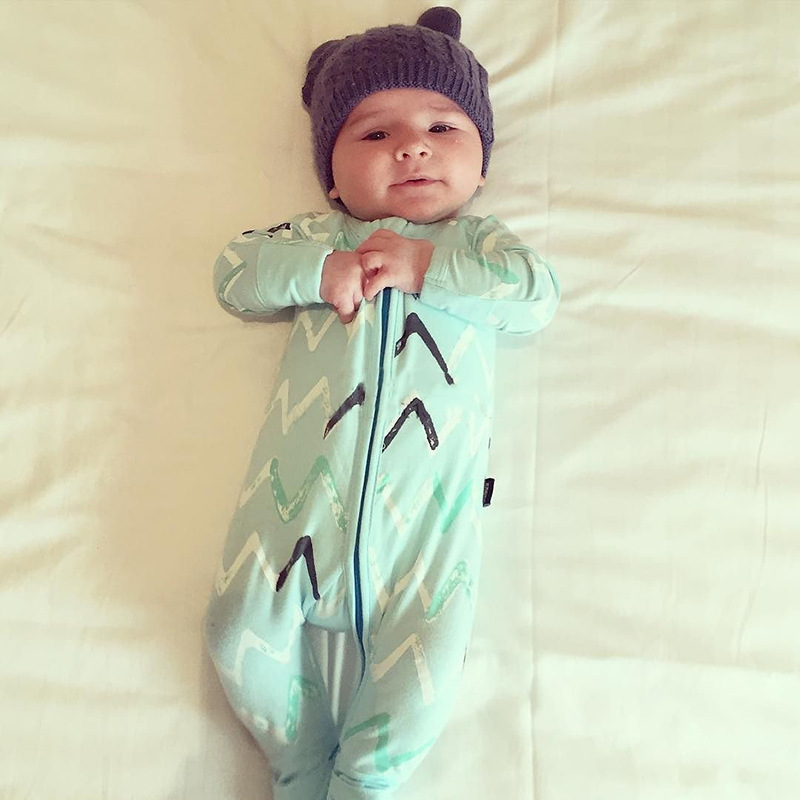 3275168983_816991526