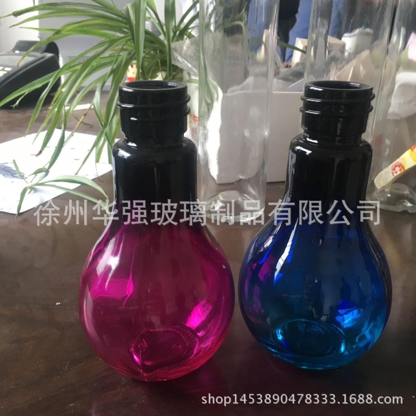 100ML创意灯泡瓶 PET塑料灯泡瓶 果汁饮料瓶奶茶瓶